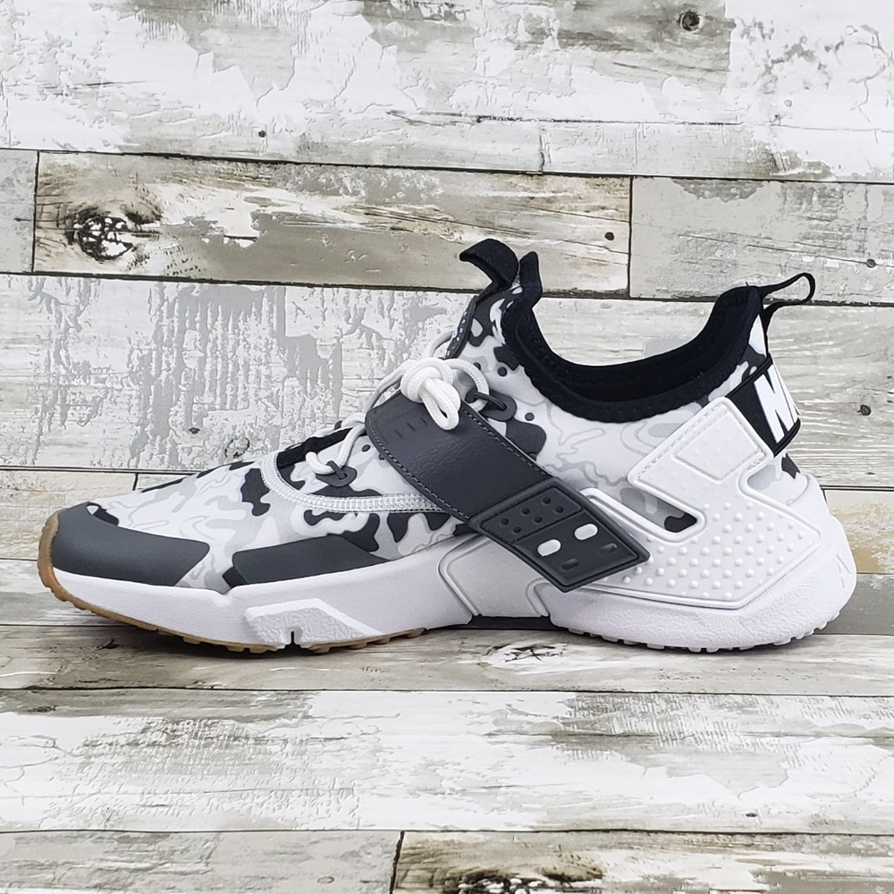 Nike Air Huarache Drift Premium Camo - Picture 2 of 8